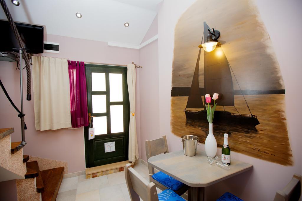 Studio Apartments Bonaca สปลิท ภายนอก รูปภาพ