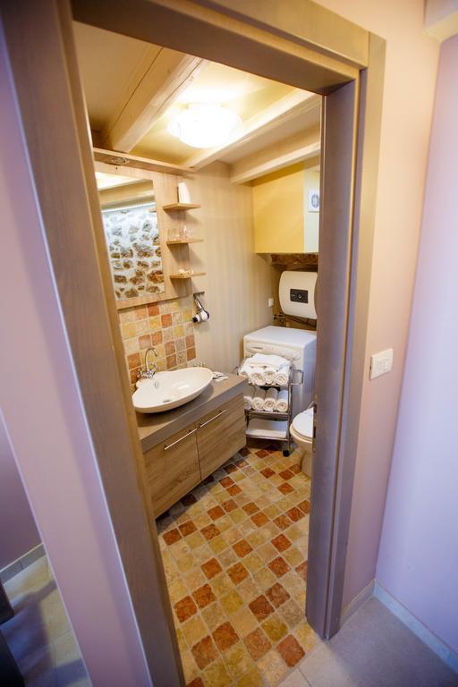 Studio Apartments Bonaca สปลิท ภายนอก รูปภาพ