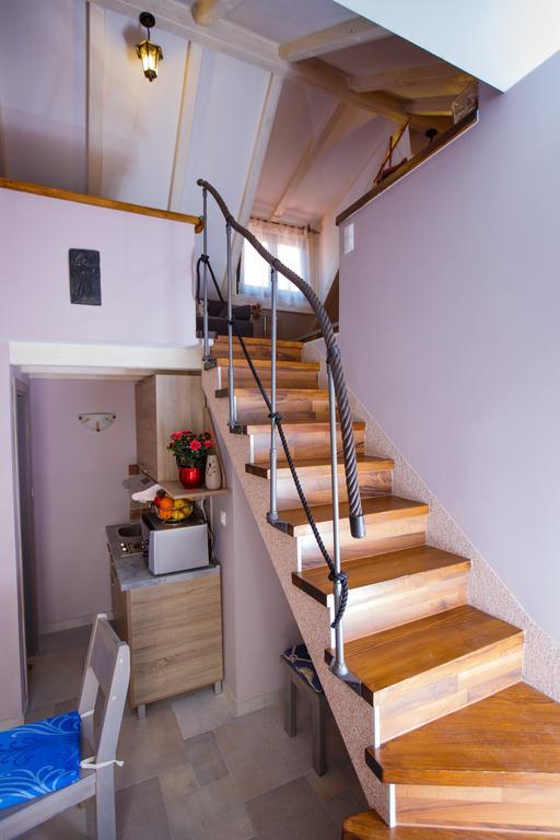 Studio Apartments Bonaca สปลิท ภายนอก รูปภาพ